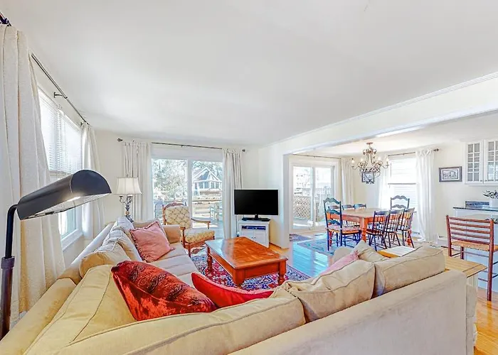 The Sea Captain's Sanctuary *